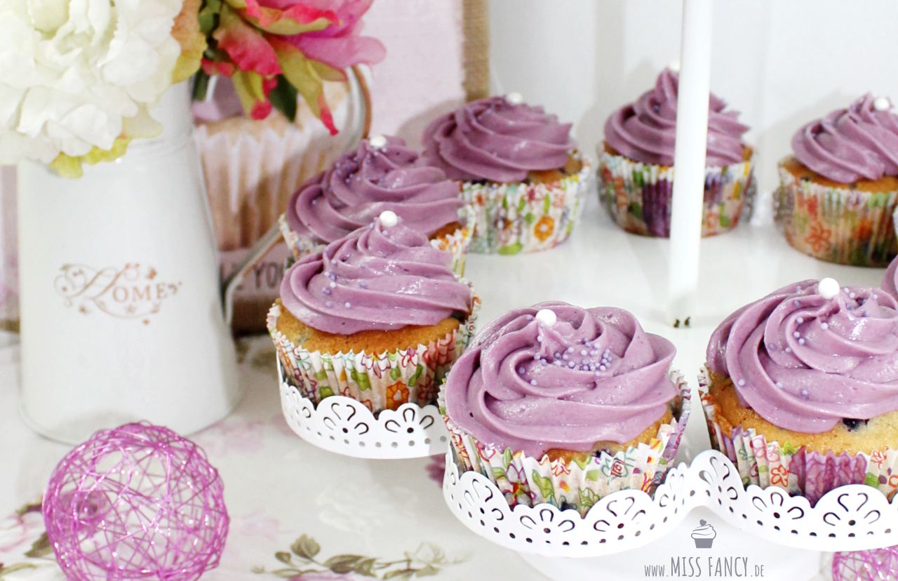 Waldheidelbeer-Cupcakes-Missfancyde
